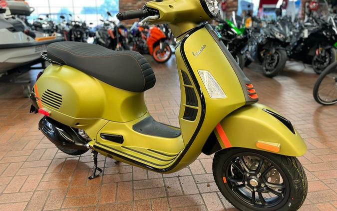 2024 Vespa GTS Super 300 Sport