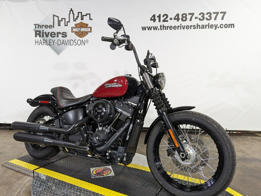 2020 Harley-Davidson Street Bob Two-Tone Red /Vivid Black