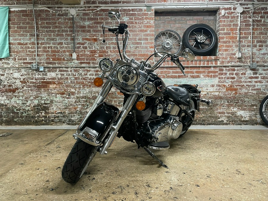 2015 Harley-Davidson Heritage Softail® Classic