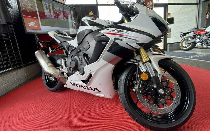 2027 Honda® CBR1000RR ABS