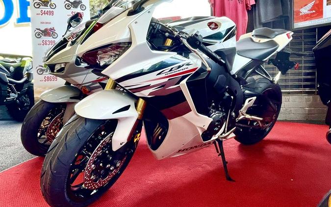 2027 Honda® CBR1000RR ABS