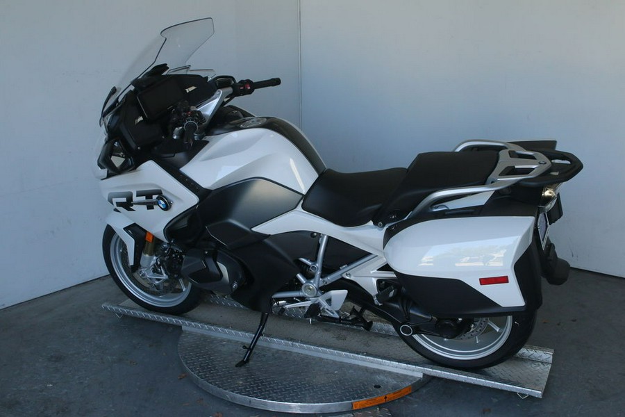 2024 BMW R 1250 RT Alpine White 3