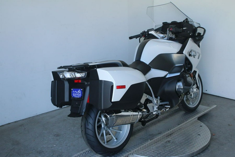 2024 BMW R 1250 RT Alpine White 3