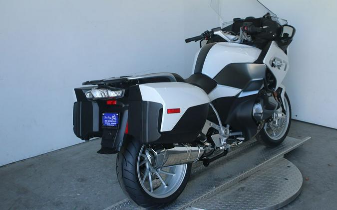 2024 BMW R 1250 RT Alpine White 3