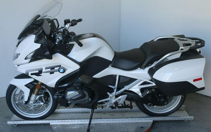 2024 BMW R 1250 RT Alpine White 3