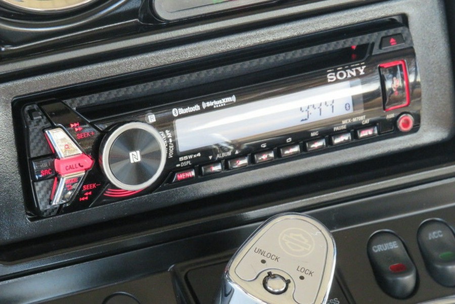 2012 Harley-Davidson FLHX - Street Glide