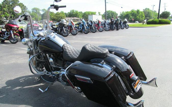 2013 Harley-Davidson FLHRC - Road King Classic
