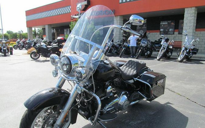 2013 Harley-Davidson FLHRC - Road King Classic