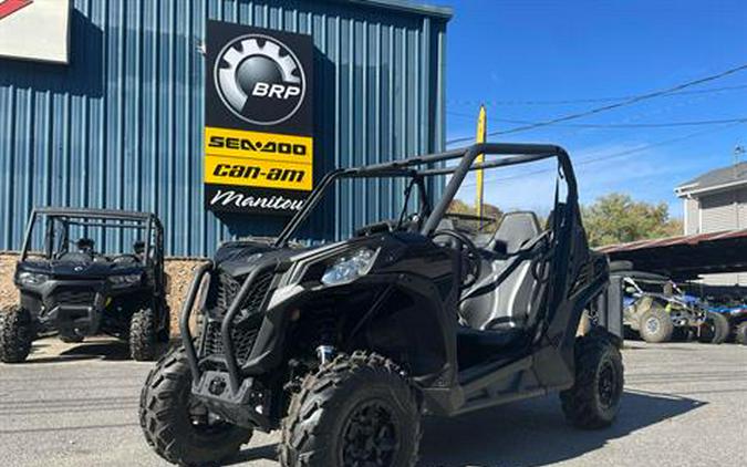 2023 Can-Am Maverick Trail DPS 700