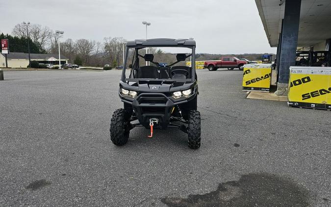 2024 Can-Am® Defender XT HD10