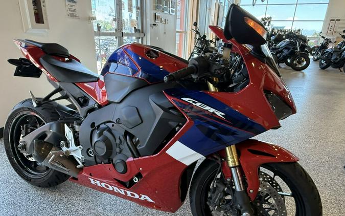 2024 Honda CBR1000RR ABS CBR1000RAR