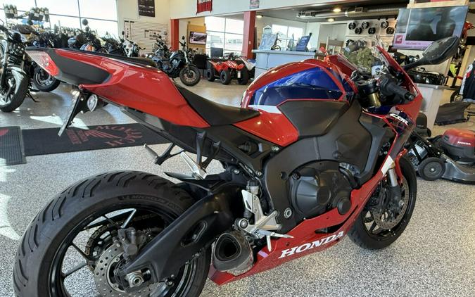 2024 Honda CBR1000RR ABS CBR1000RAR