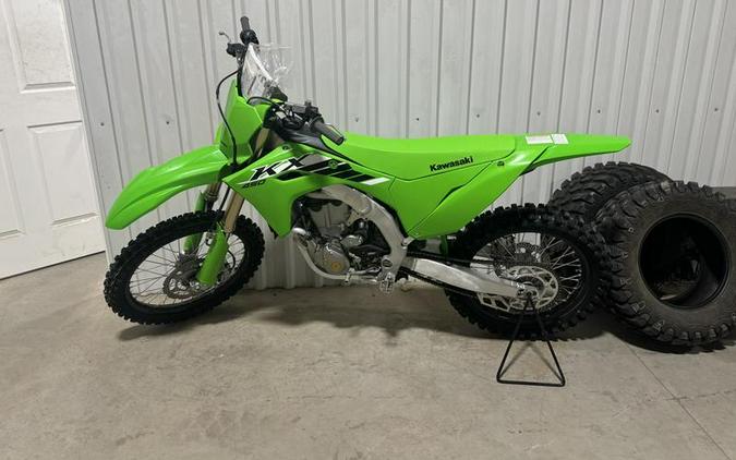 2024 Kawasaki KX450 First Look [9 Fast Facts, Specs, Photos]