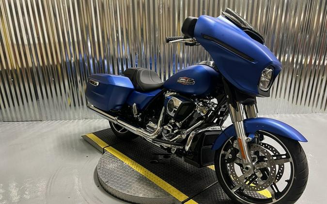 2026 Harley-Davidson FLHX - Street Glide