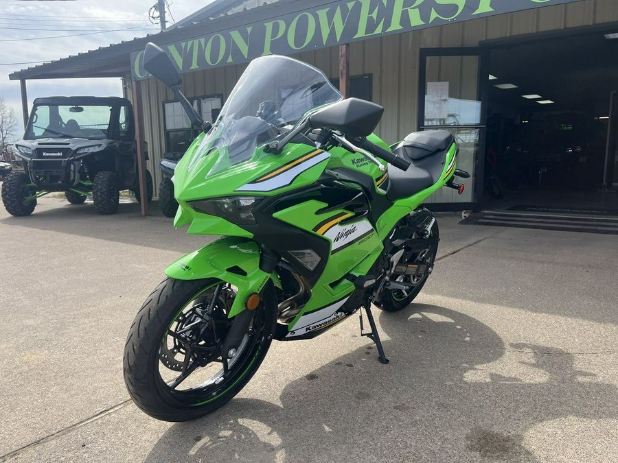 2025 Kawasaki Ninja® 500 KRT Edition SE ABS
