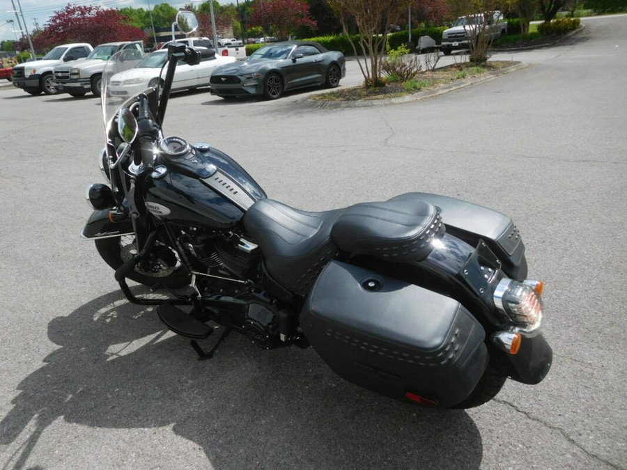 2021 Harley-Davidson Heritage Classic 114 Vivid Black