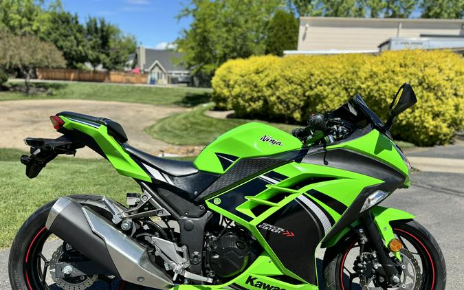 2014 Kawasaki Ninja® 300 SE