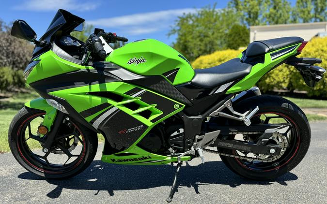 2014 Kawasaki Ninja® 300 SE