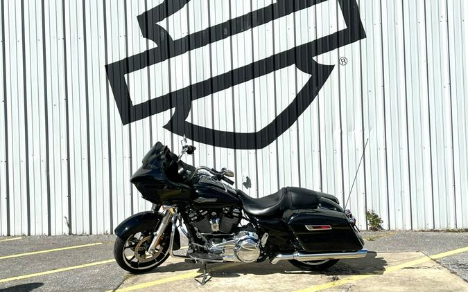 2023 Harley-Davidson® Road Glide® Vivid Black