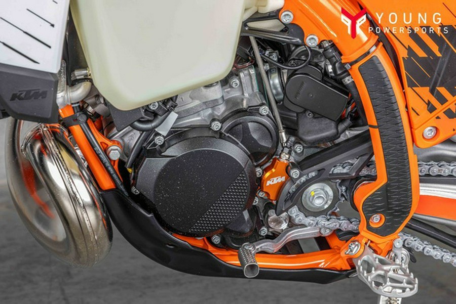 2026 KTM XC 300 W Hardenduro