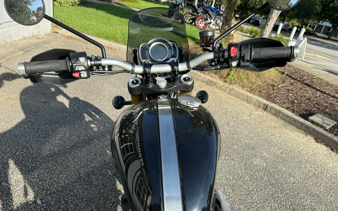 2024 Triumph Scrambler 1200 XE