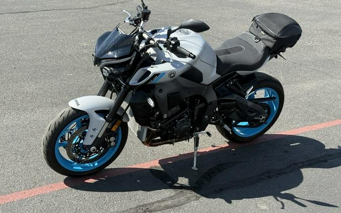 2025 Yamaha MT 10