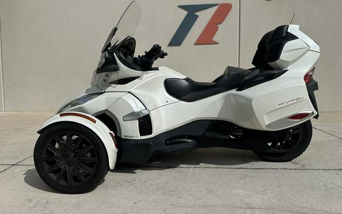 2016 Can-Am Spyder RT S 6-Speed Semi-Automatic (SE6)