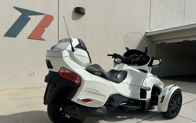 2016 Can-Am Spyder RT S 6-Speed Semi-Automatic (SE6)