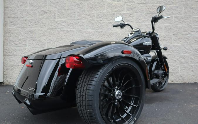 2023 Harley-Davidson Freewheeler