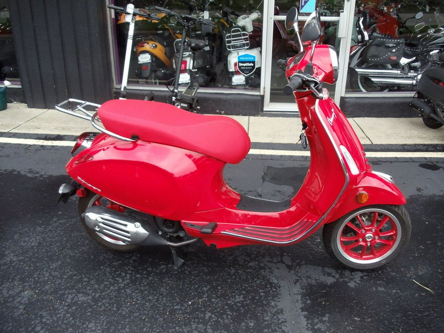 2022 Vespa Primavera 50 Red