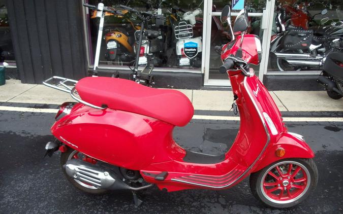 2022 Vespa Primavera 50 Red