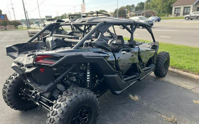 2025 Can-Am® Maverick X3 MAX X ds Turbo RR Triple Black