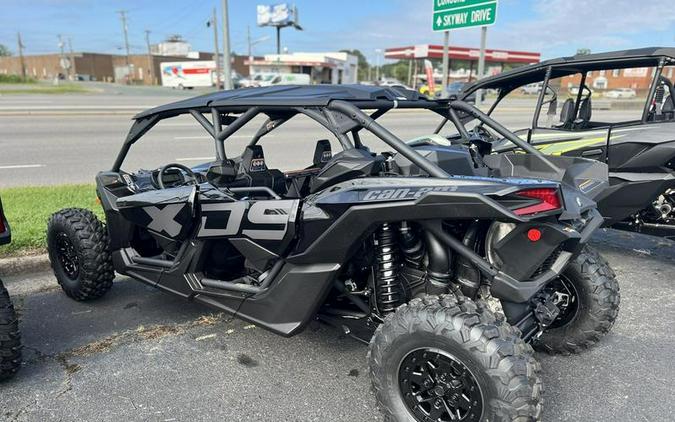 2025 Can-Am® Maverick X3 MAX X ds Turbo RR Triple Black