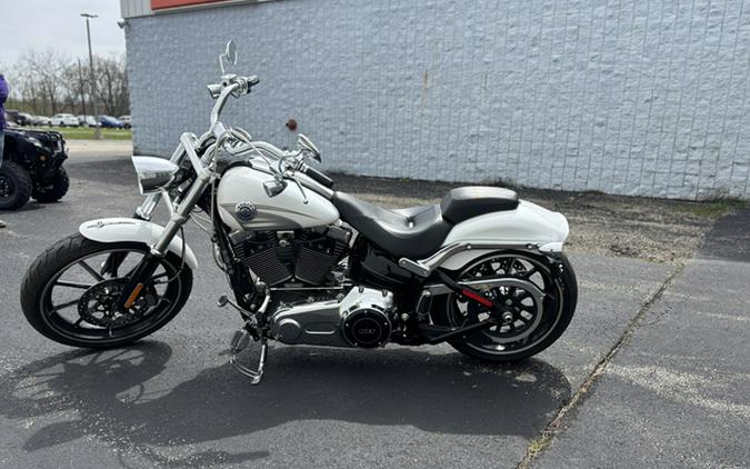 2016 Harley-Davidson Softail Breakout
