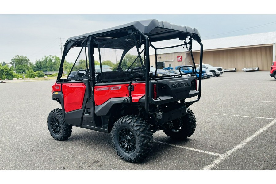 2026 PIONEER 1000-5 DELUXE - Honda