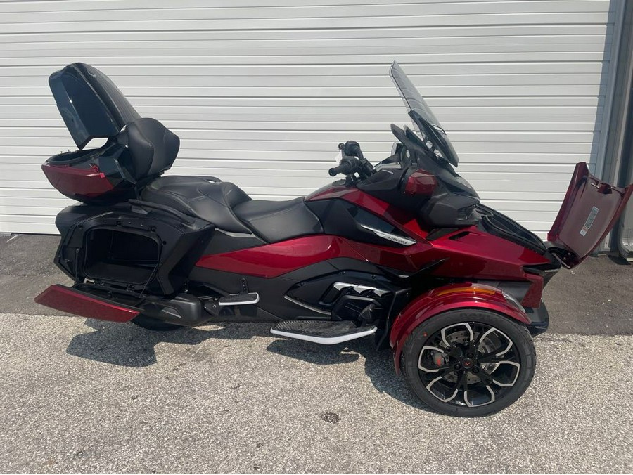 2024 Can-Am Spyder RT Limited