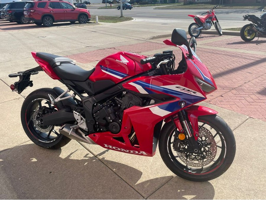 2025 Honda CBR500R ABS