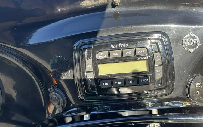 2015 Harley-Davidson® FLS - Softail Slim®