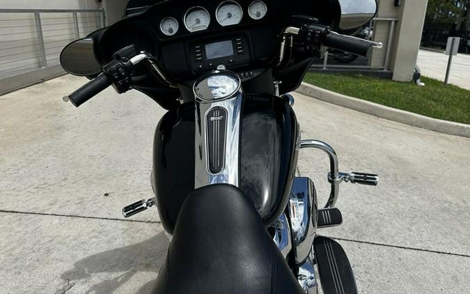 2017 Harley-Davidson Street Glide FLHX