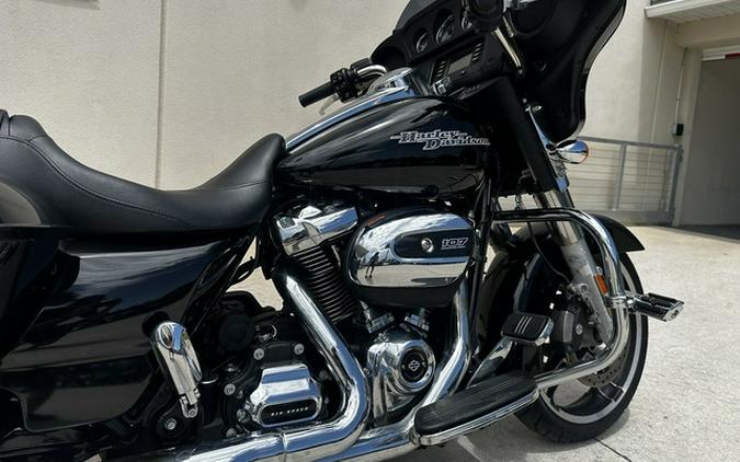 2017 Harley-Davidson Street Glide FLHX