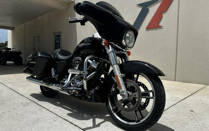 2017 Harley-Davidson Street Glide FLHX