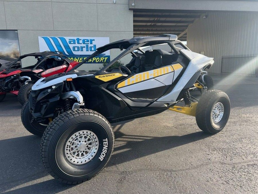 2024 Can-Am® Maverick R 999T DCT