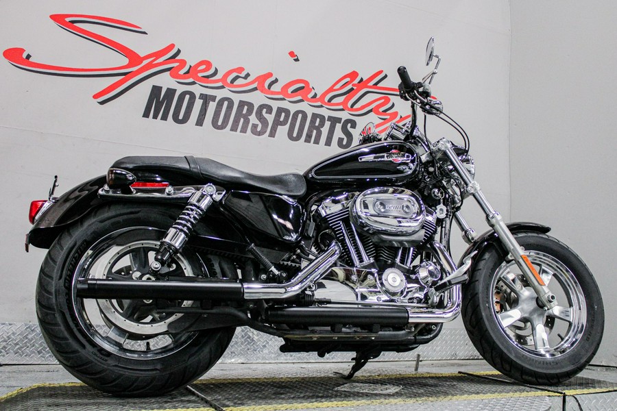 2015 Harley-Davidson 1200 Custom