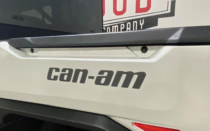 2026 Can-Am SSV DEF MAX LTD 65 HD11 WH HB 26 Limited HD11