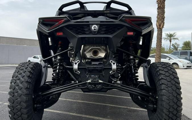 2026 Can-Am® Maverick R MAX X rc With Smart-Shox