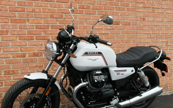 2027 Moto Guzzi V7 Special