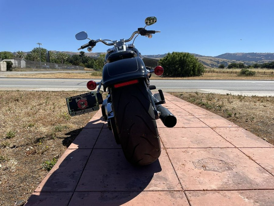 2018 Harley-Davidson® FLFB - Softail® Fat Boy®