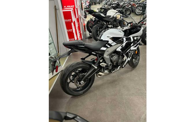 2025 Triumph Daytona 660