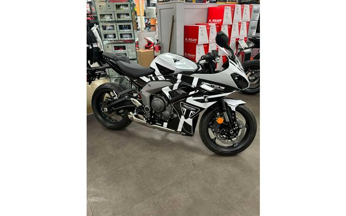 2025 Triumph Daytona 660