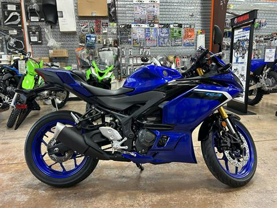 2025 Yamaha YZF-R3